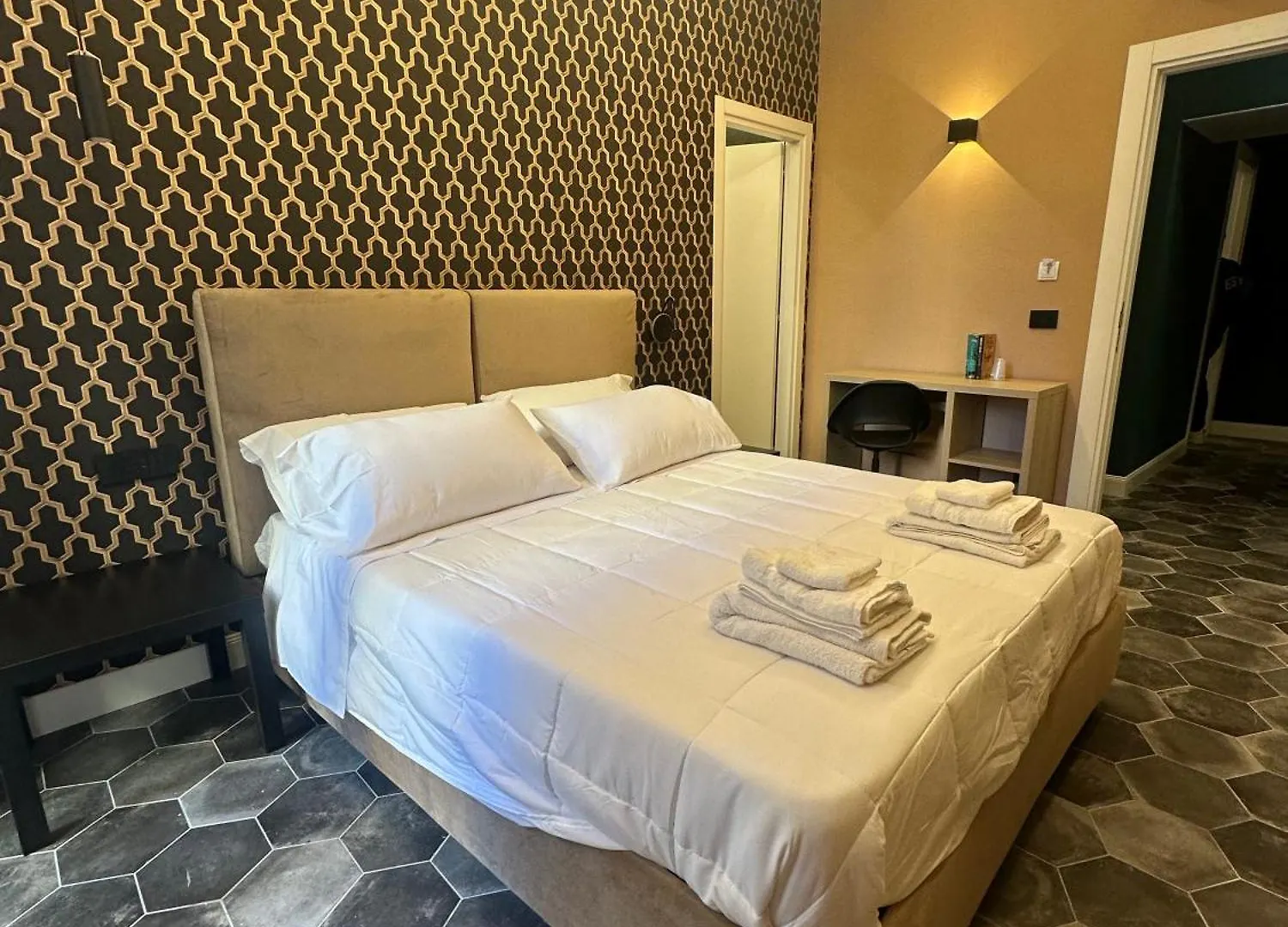 Arco Del Gigante Hotel Naples