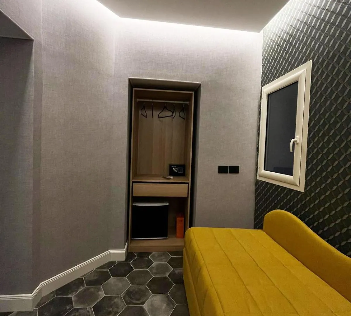 Arco Del Gigante Hotel Naples Guest house