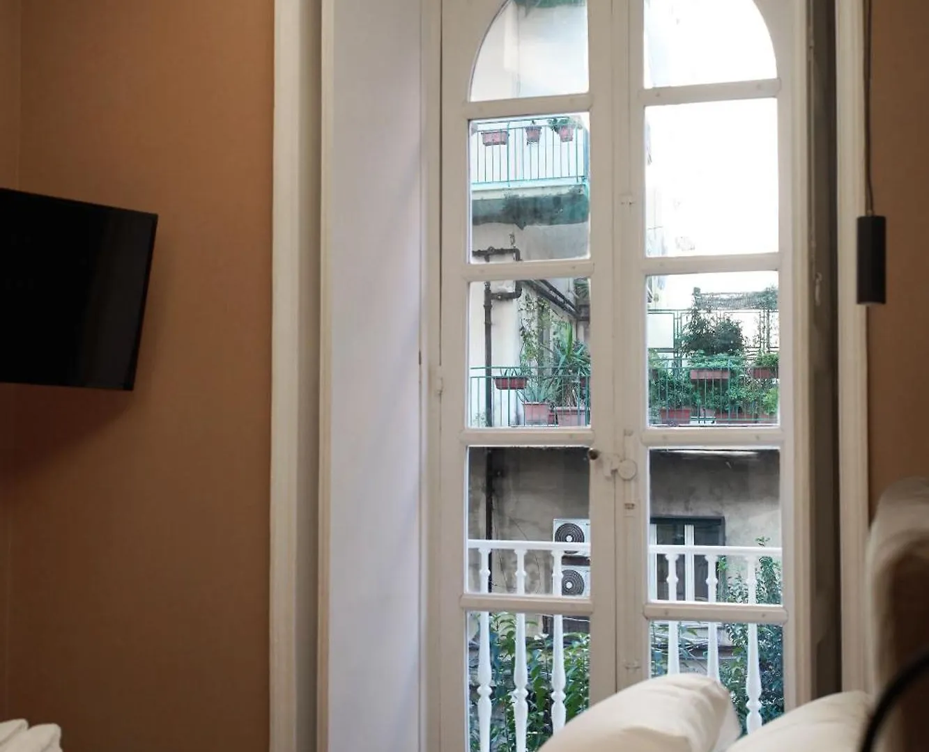 Arco Del Gigante Hotel Naples Italy
