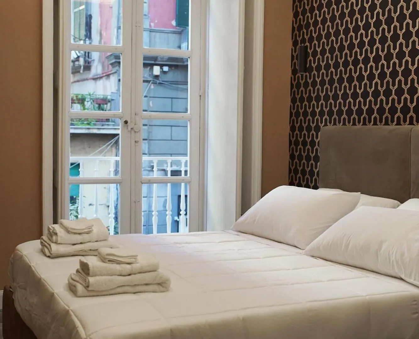 Arco Del Gigante Hotel Naples Guest house