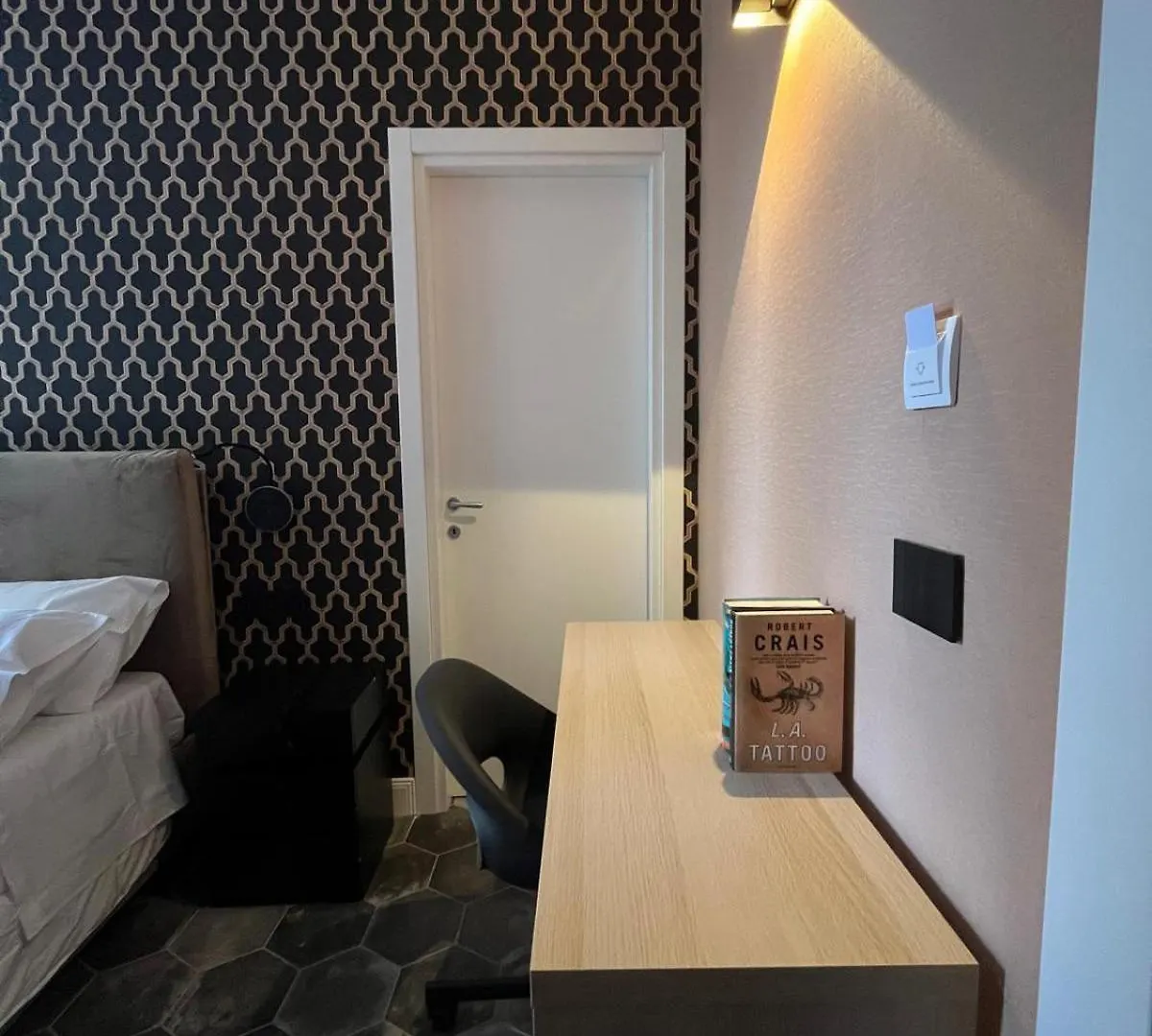 Arco Del Gigante Hotel Naples Guest house